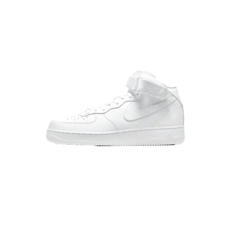 Nike Air Force 1 07 Shoes